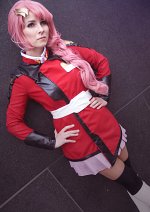 Cosplay-Cover: Lacus Clyne (Zaft Uniform)