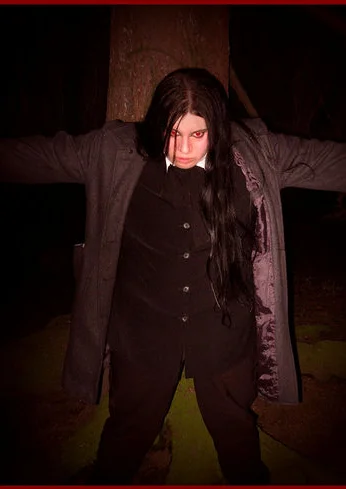 Cosplay-Cover: Alucard (Zivil)
