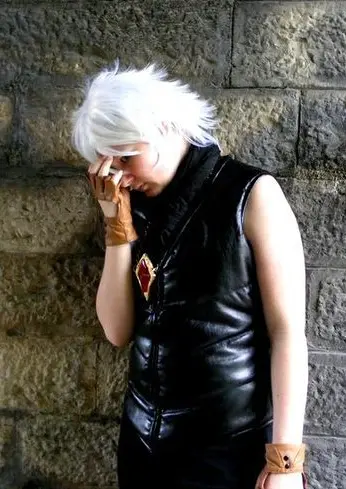Cosplay-Cover: Vergil [coatless]