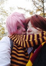Cosplay-Cover: Tonks [Schuluniform]