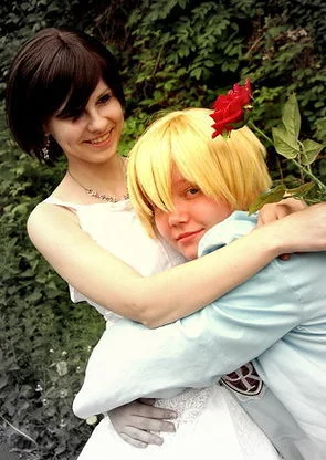 Cosplay-Cover: Haruhi Fujioka (Ballkleid)