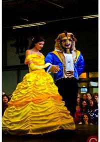 Cosplay-Cover: Belle - Disney (yellow-golden dress)