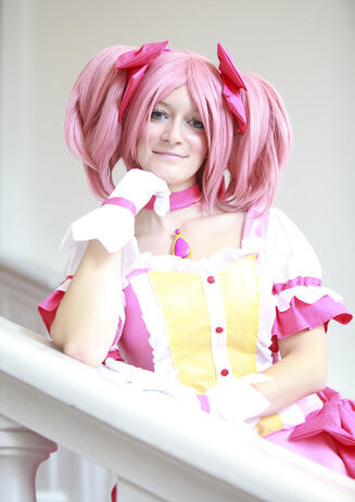 Cosplay-Cover: Kaname Madoka