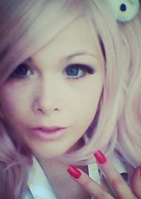 Cosplay-Cover: Junko Enoshima