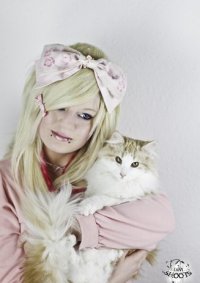 Cosplay-Cover: Norwegian Forest Cat Pink Tabby
