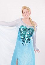 Cosplay-Cover: Elsa