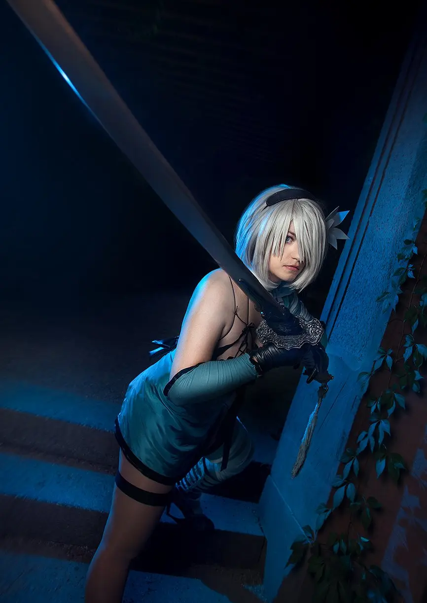Cosplay-Cover: YoRHa No.2 Type B ~ "Revealing Outfit" (DLC/Kainé)