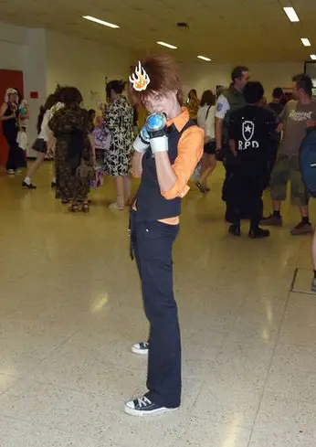 Cosplay-Cover: Sawada Tsunayoshi [Suit]