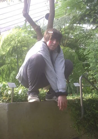 Cosplay-Cover: Kiba (teils mit Sonnenbrille)