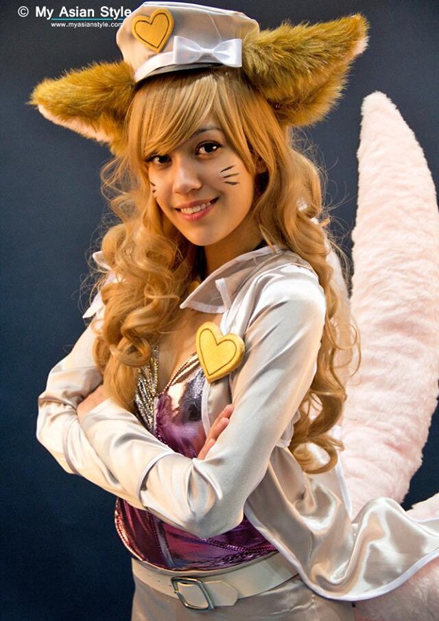 Cosplay-Cover: Popstar Ahri