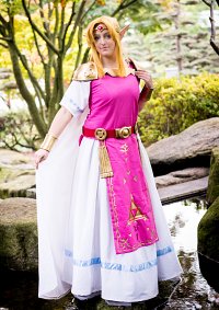 Cosplay-Cover: Princess Zelda (ALBW)