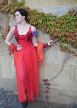 Cosplay-Cover: Fantine (red dress)