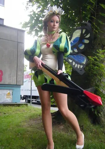 Cosplay-Cover: Mercedes