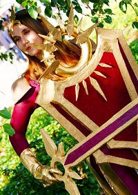 Cosplay-Cover: Leona - the radiant Dawn (basic)