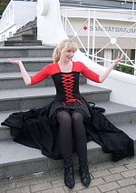 Cosplay-Cover: Rotkäppchen mal anders