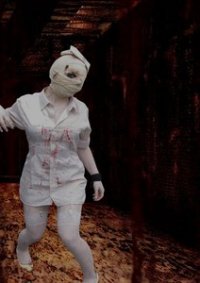 Cosplay-Cover: Bubblehead Nurse