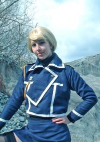 Cosplay-Cover: Riza Hawkeye