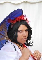 Cosplay-Cover: Miko (inspiriert)