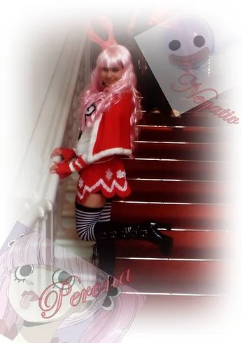 Cosplay-Cover: Perona mit offenen Haaren