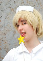 Cosplay-Cover: Arthur Kirkland - Nurse England (April Fools Day)