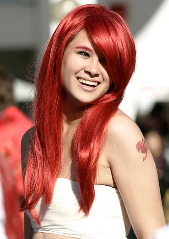 Cosplay-Cover: Erza Scarlet (im Hakama)