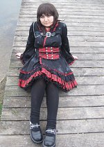 Cosplay-Cover: Lolita im Punk/ Visual Kei Stil