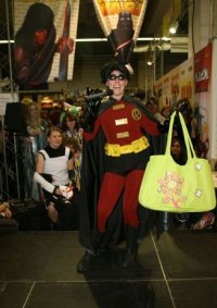 Cosplay-Cover: Robin (one year later-red suit)