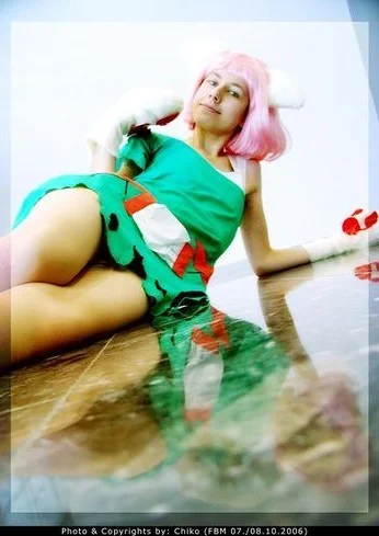Cosplay-Cover: Plum