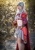 Cosplay-Cover: Light priestess Micaiah/Yune