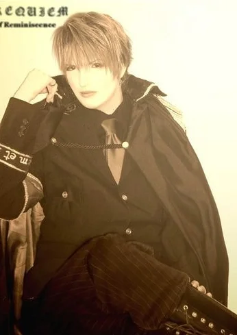 Cosplay-Cover: Gackt - Requiem et Reminiscence (Rebirth)