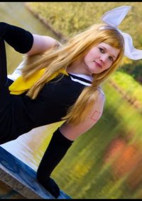 Cosplay-Cover: Rin Kagamine [Meltdown]