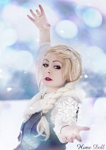 Cosplay-Cover: Elsa (axes femme dress)