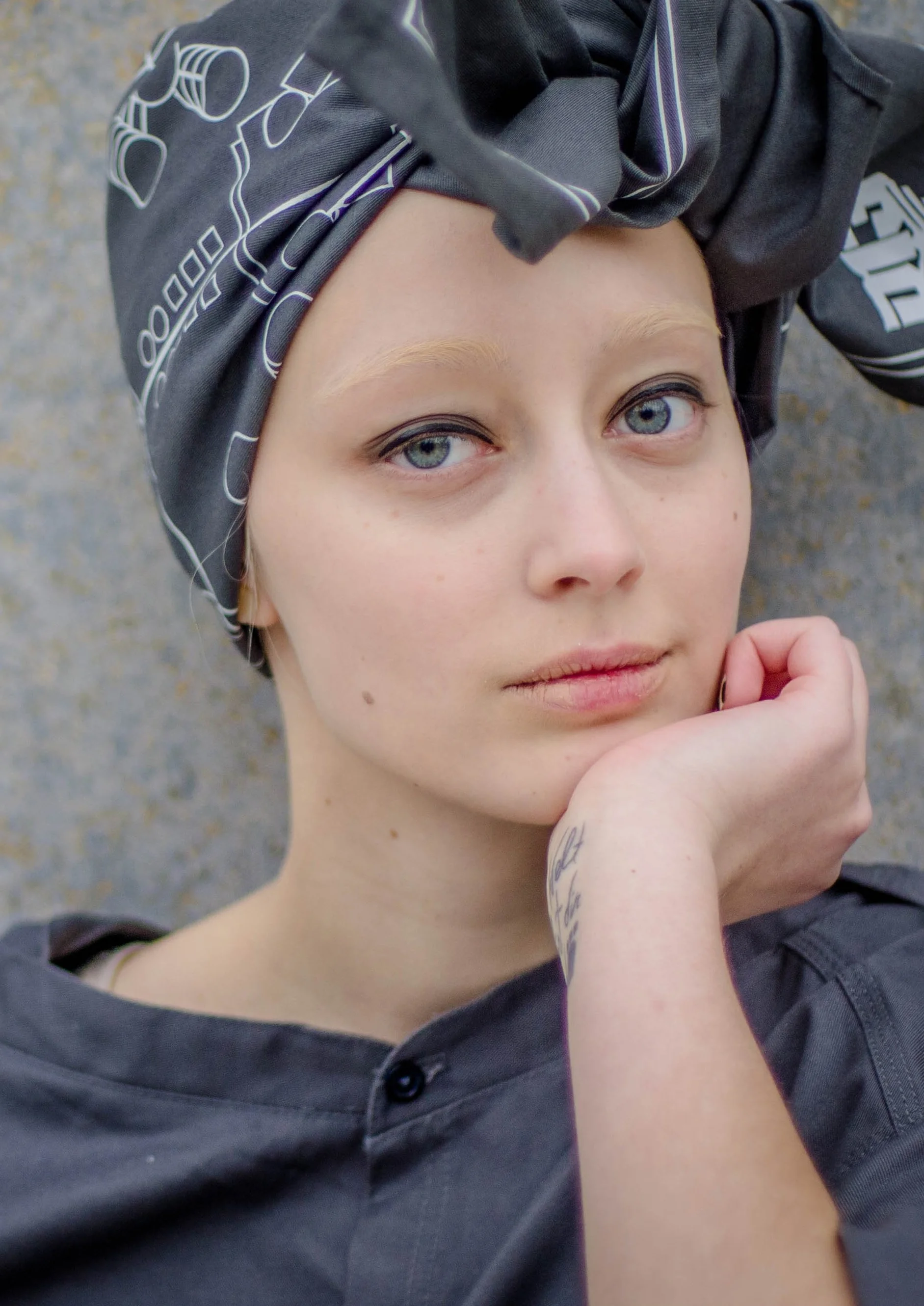 Cosplay-Cover: Effie Trinket [Distrikt 13]