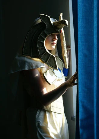 Cosplay-Cover: Priestress Isis