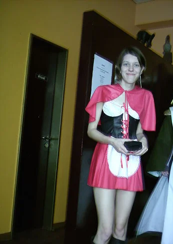 Cosplay-Cover: Rotkäppchen