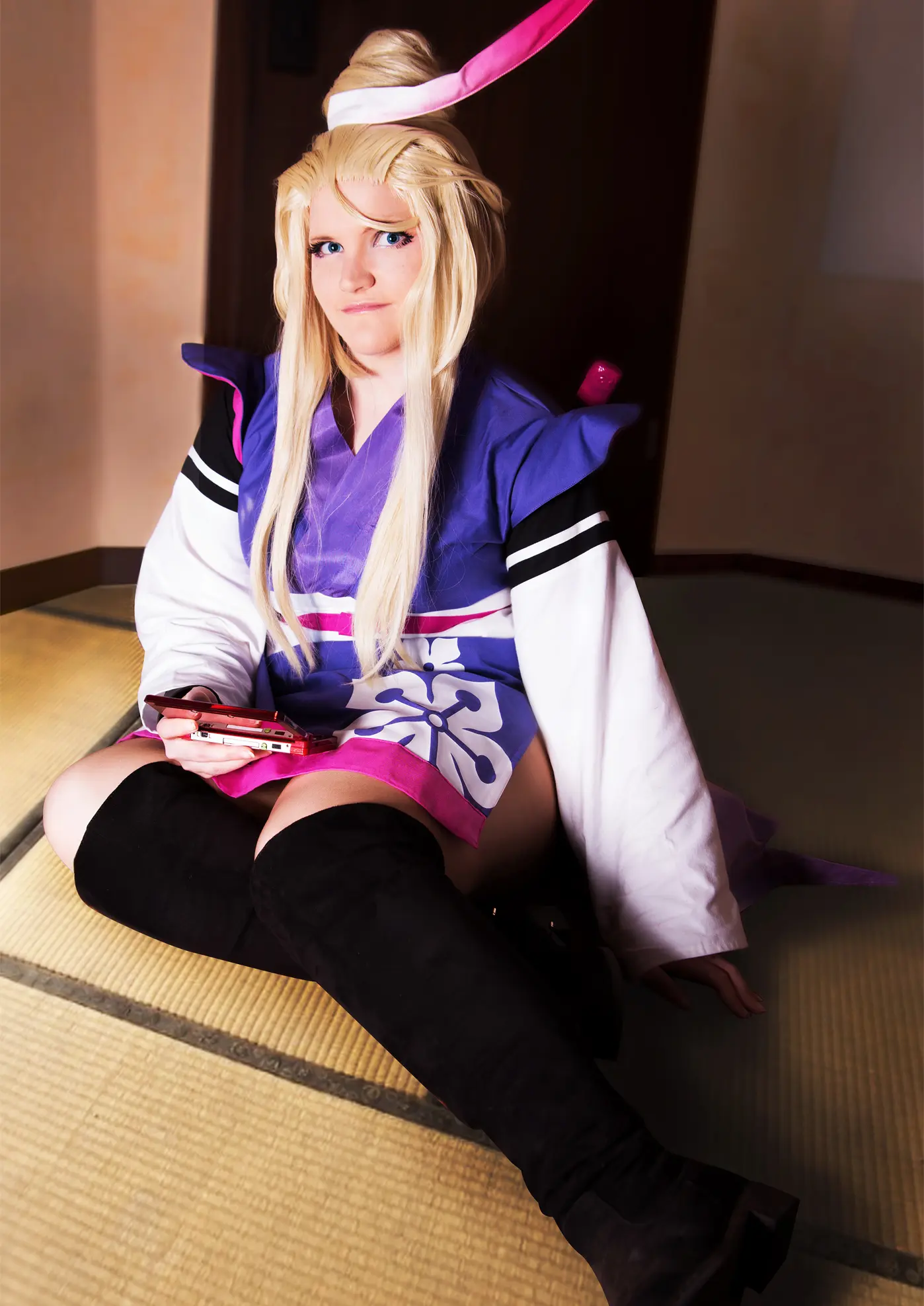 Cosplay-Cover: Edea Lee [Ninja Version]