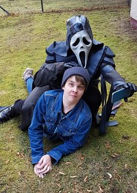 Cosplay-Cover: Ghostface (schwarze Skin Version)