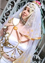 Cosplay-Cover: Ashe Wedding Dress