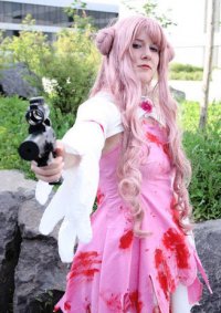 Cosplay-Cover: Euphemia li Britannia (Massacre Outfit)