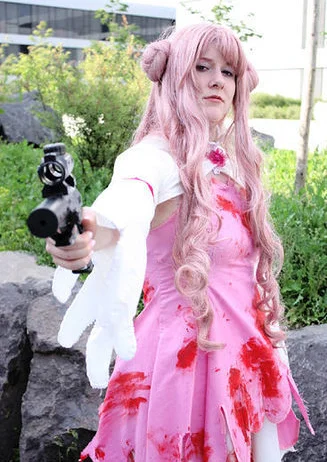 Cosplay-Cover: Euphemia li Britannia (Massacre Outfit)