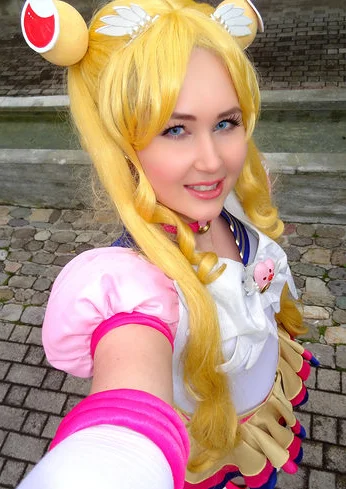 Cosplay-Cover: Eternal Sailor Moon (Manga Version)