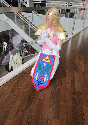 Cosplay-Cover: Princess Zelda (Ocarina of Time Adult)