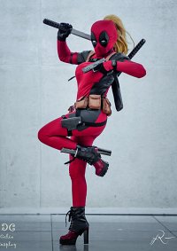 Cosplay-Cover: Lady Deadpool