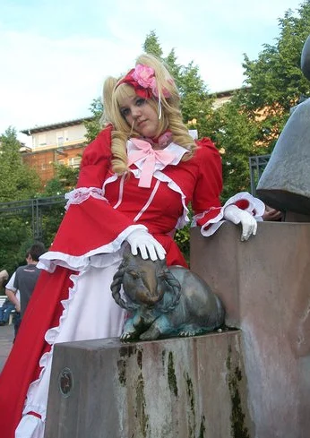 Cosplay-Cover: Elizabeth Middleford