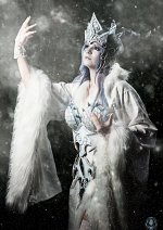 Cosplay-Cover: Ice Dragon
