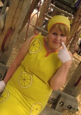 Cosplay-Cover: Miss Valentine