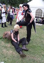 Cosplay-Cover: Cloud Strife (1. Class SOLDIER)