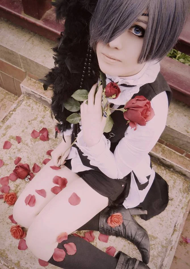 Cosplay-Cover: Ciel Phantomhive (Black lily)