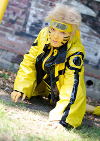 Cosplay-Cover: Naruto Uzumaki (Bijuu-/Mülltütenmode)