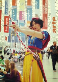 Cosplay-Cover: Snow White (Disney Warrior Princess)